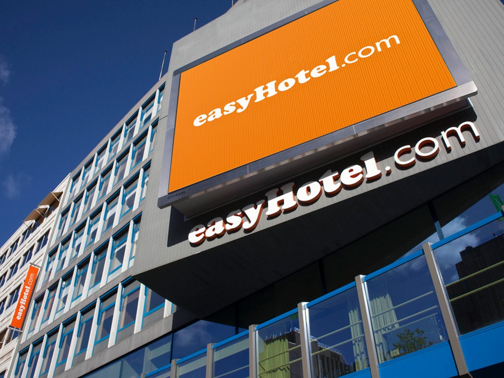 Easyhotel Rotterdam City Centre Exterior photo