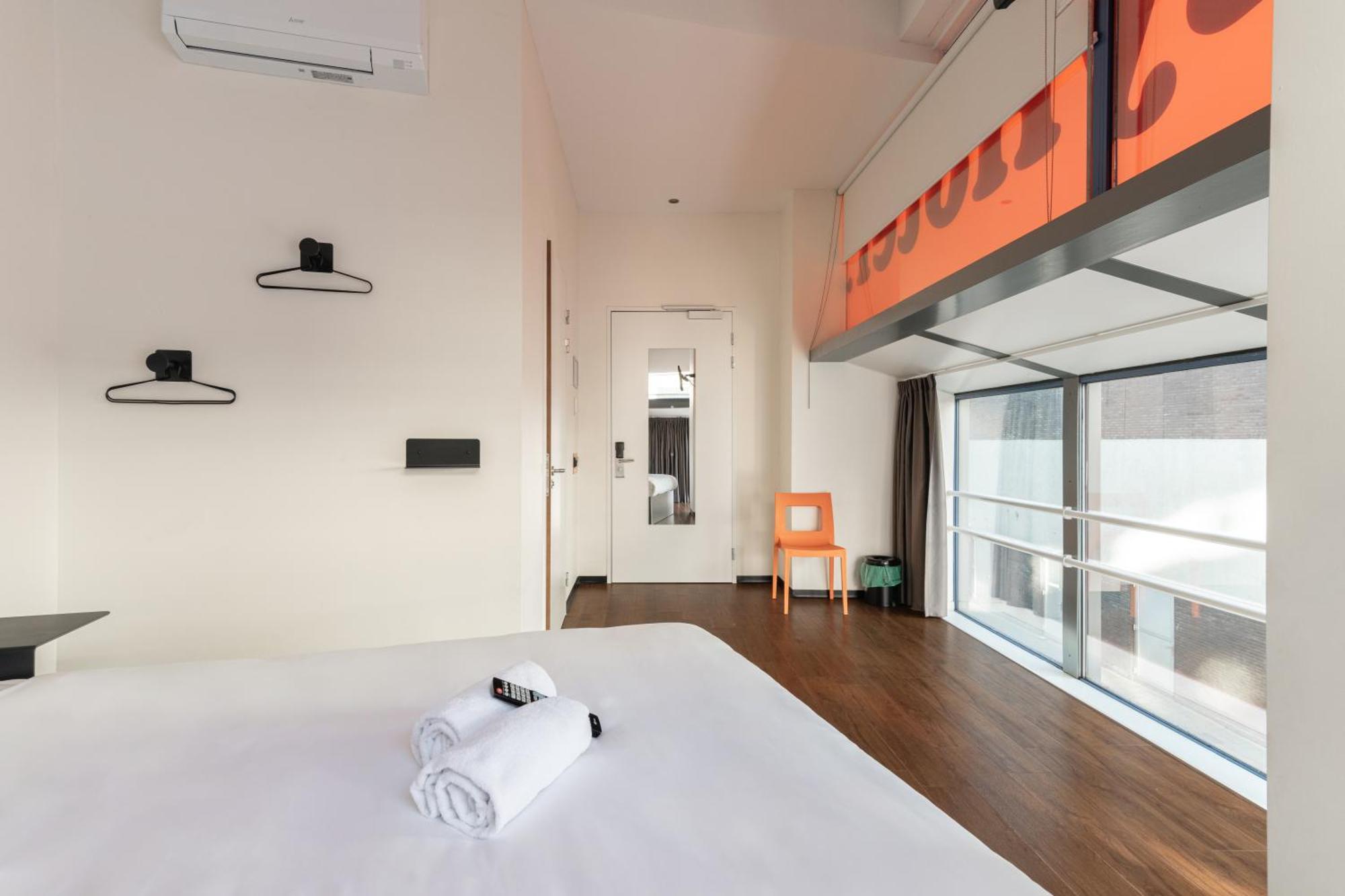 Easyhotel Rotterdam City Centre Exterior photo