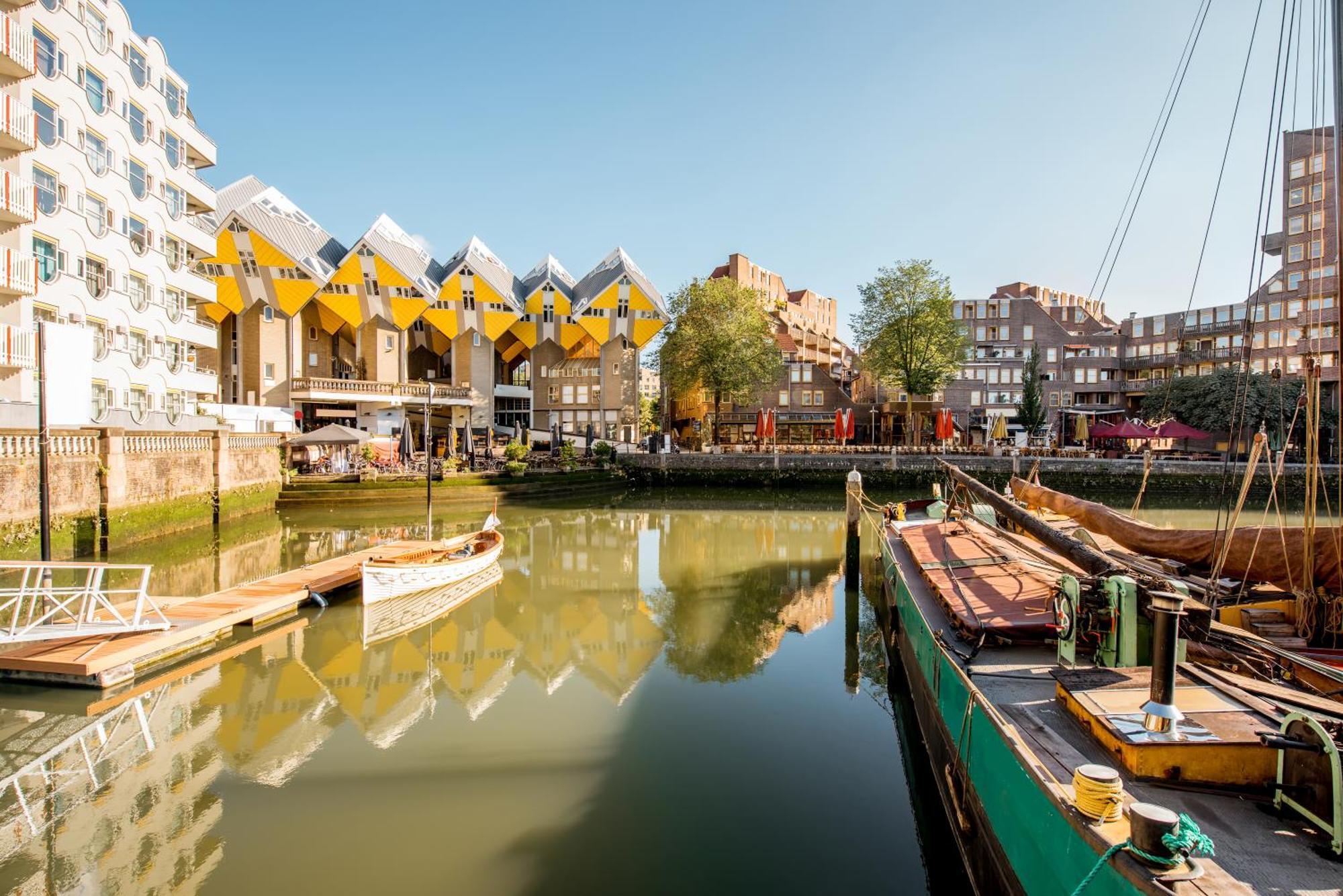 Easyhotel Rotterdam City Centre Exterior photo